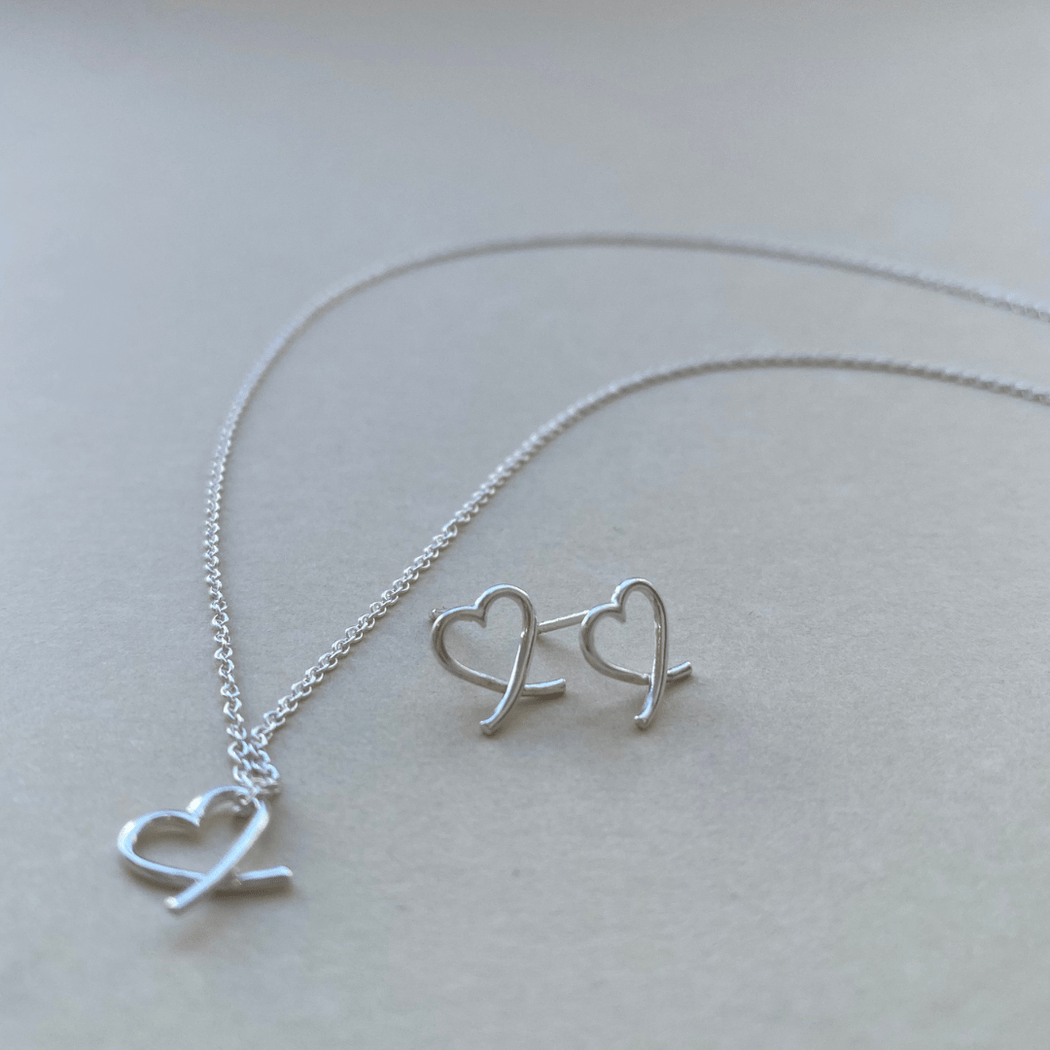 Crossed Heart Necklace - Sterling Silver - Camillette