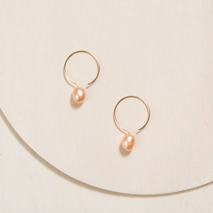 Basic Gold Filled Hoop Earrings - Peach Pearl - 24mm